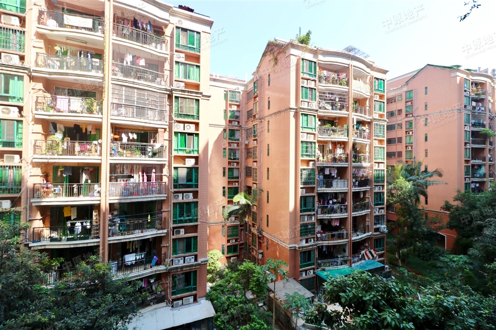 华建小区南北通透 位置安静 实用三房